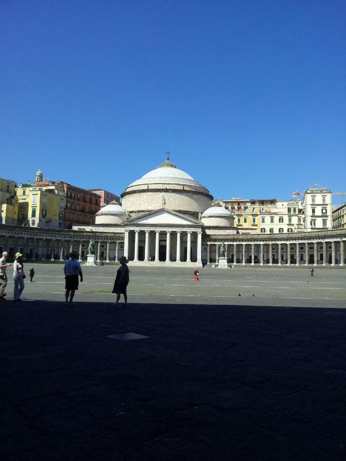 Edoardo Al Plebiscito * Naples