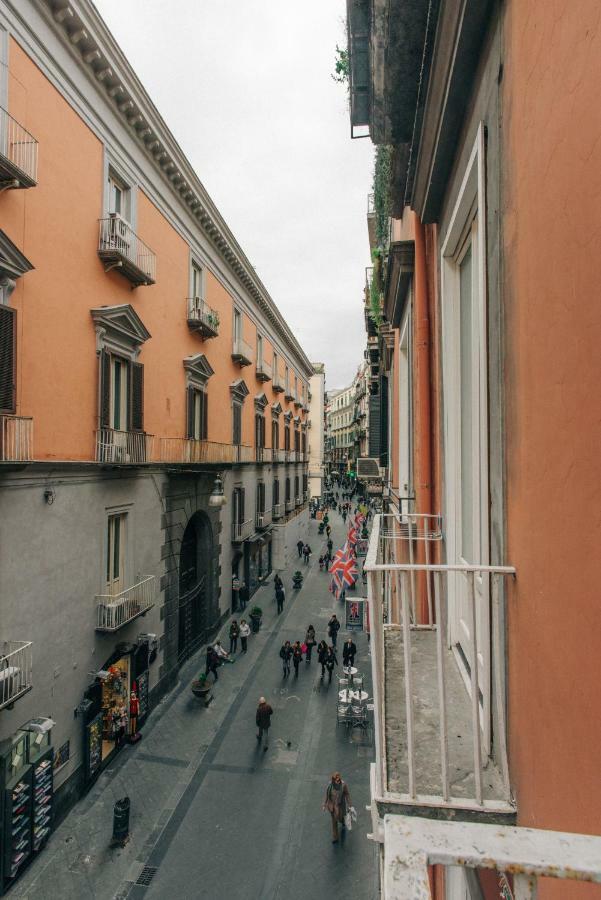 Edoardo Al Plebiscito Appartement Napels